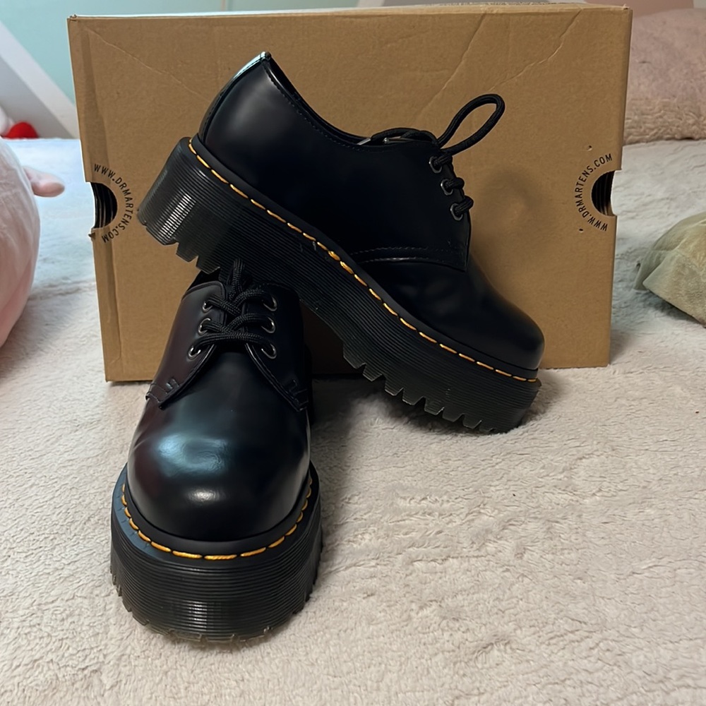 COPY - Dr. Marten platform oxfords
